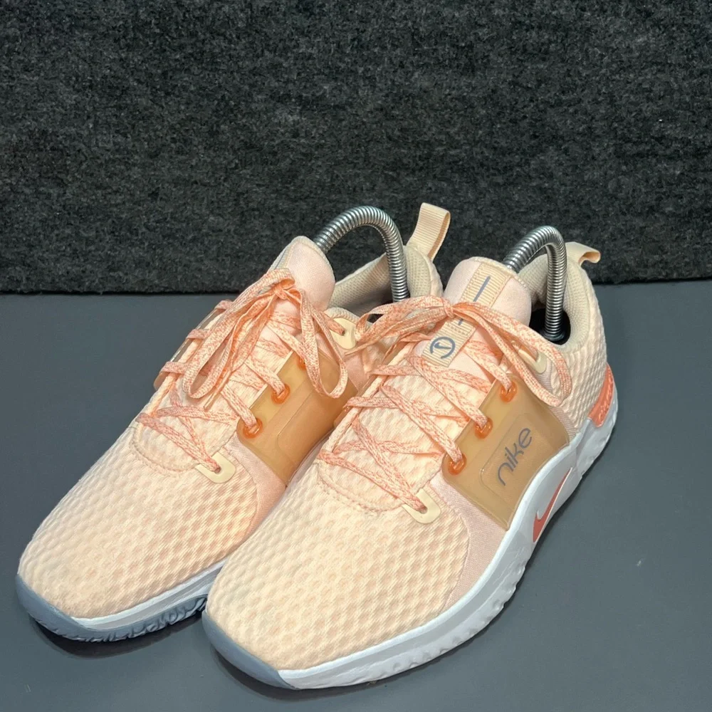 Nike Women's Renew In-Season TR 10 Size 7 - Picture 9 of 15